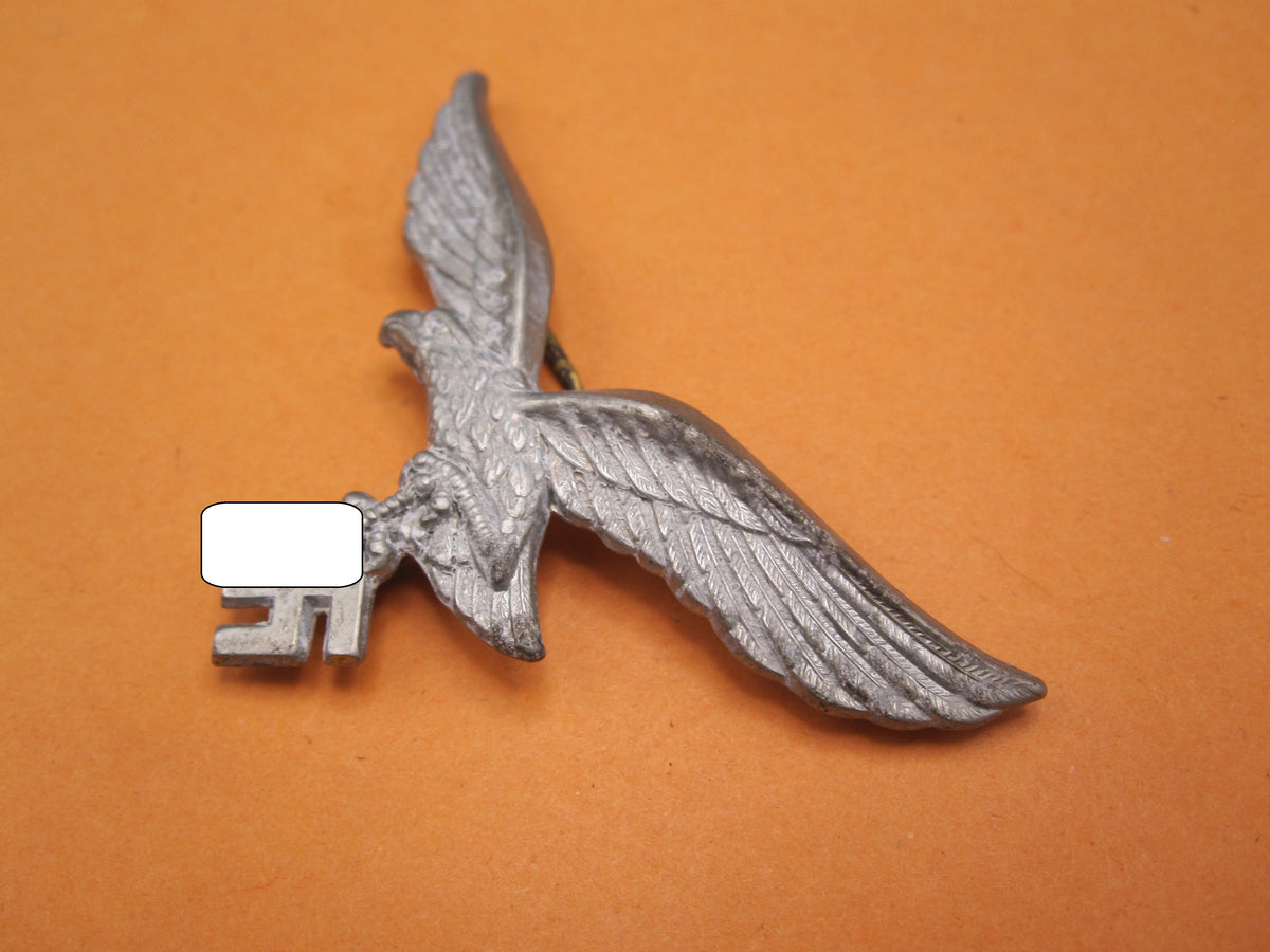 H.W. - - Mützenadler für den Tropenhelm der deutschen Luftwaffe