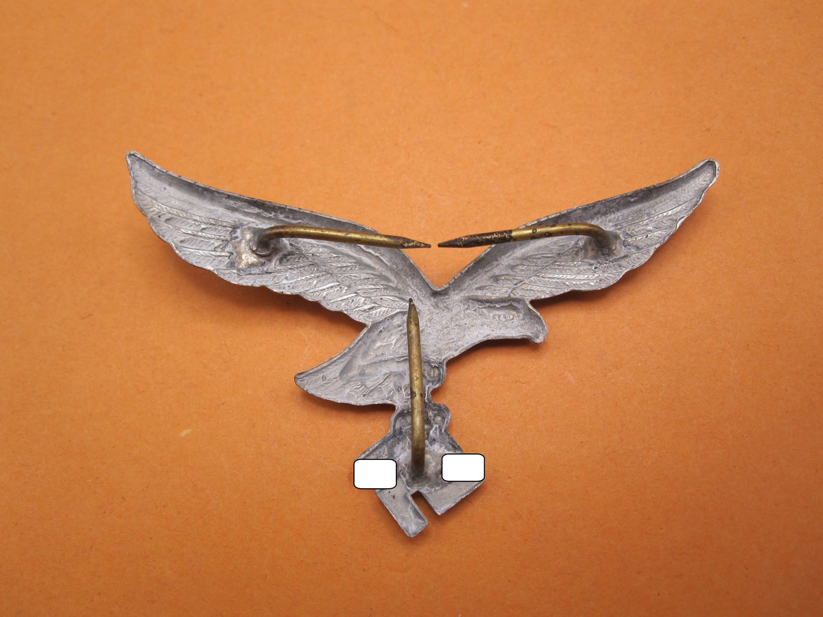 H.W. - - Mützenadler für den Tropenhelm der deutschen Luftwaffe
