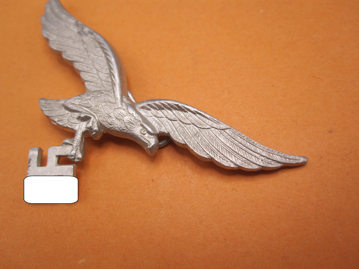 H.W. - - Mützenadler der deutschen Luftwaffe