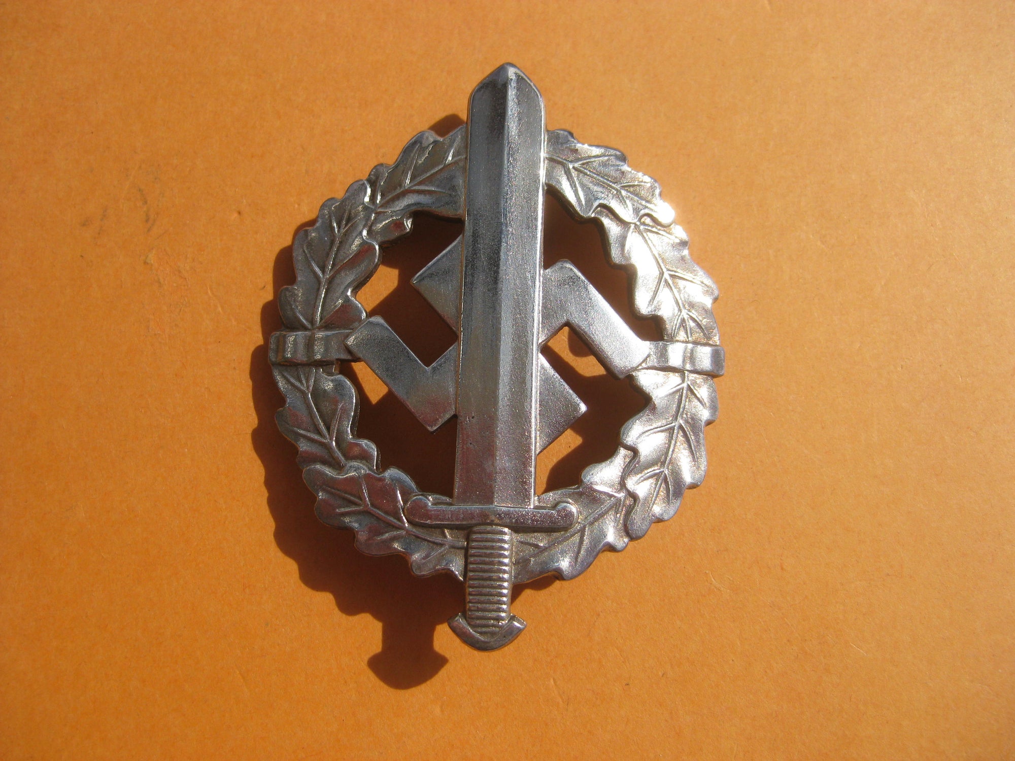 H.W. SA-Wehrsportabzeichen in Silber mit Hersteller Schneider Mint Condition