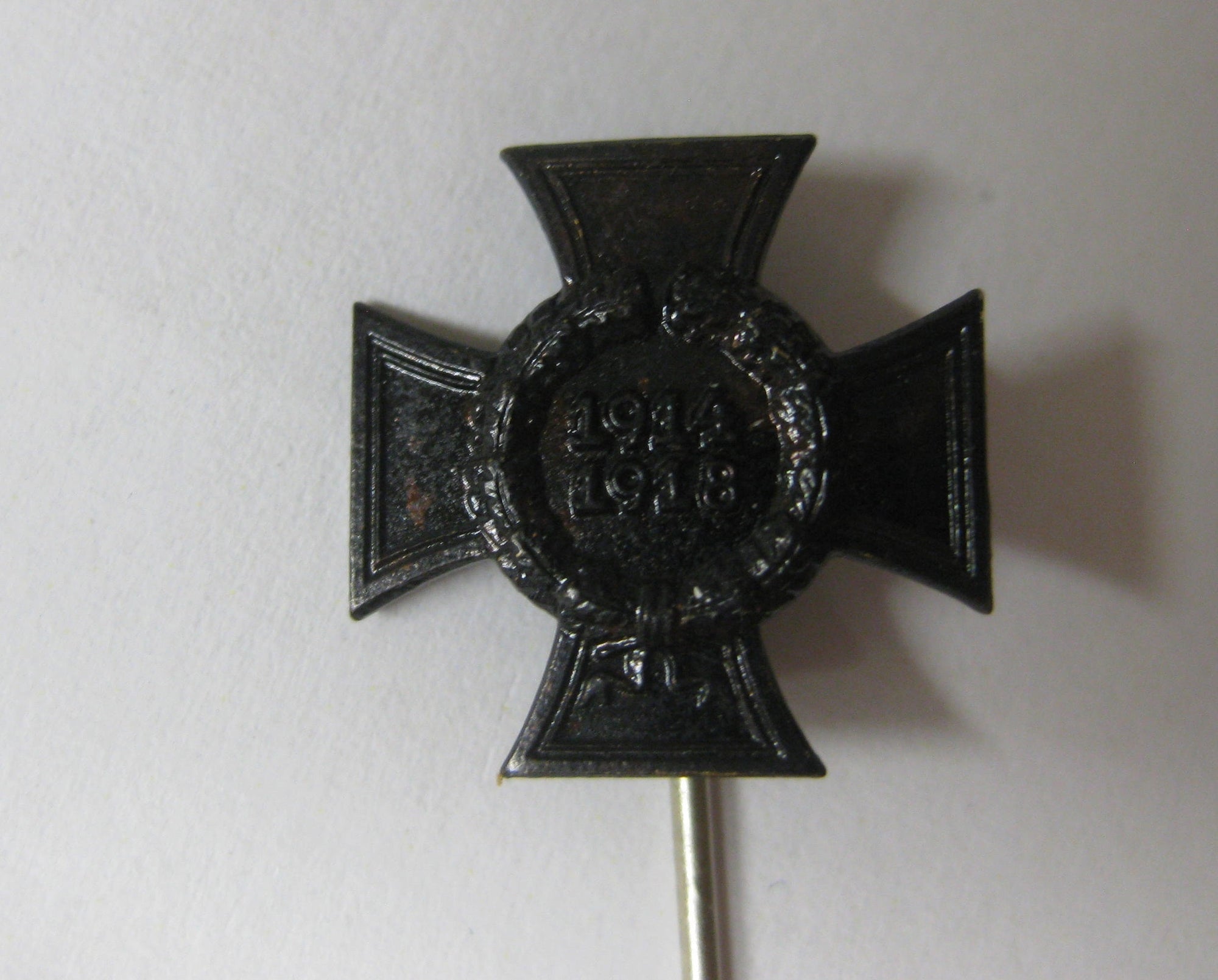 Miniatur Ehrenkreuz für Witwen und Waisen gefallener Kriegsteilnehmer Preußen 1914 / 1918 Mint Condition