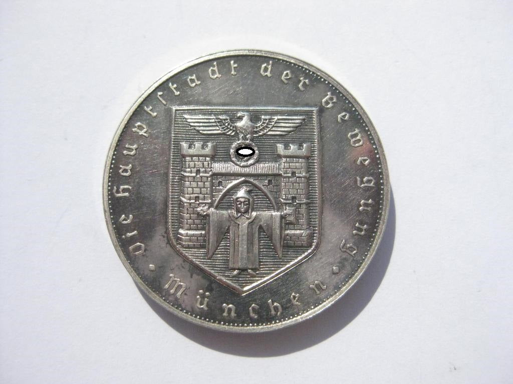 NSDAP Treuemedaille Ehrenmedaille Ehrenzeichen München in Silber