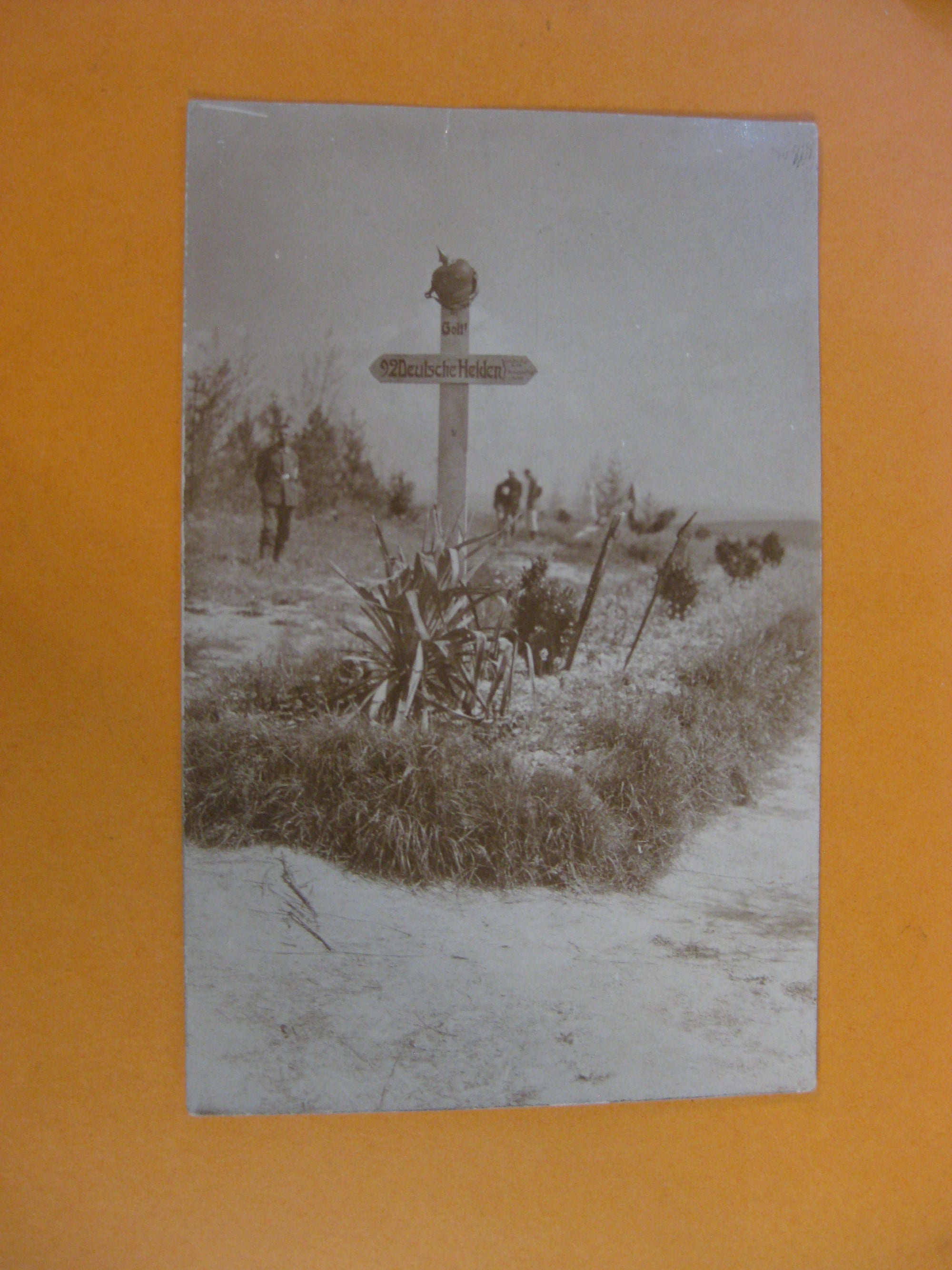 Fotopostkarte Deutsches Reich 1.Weltkrieg Heldengrab Verdun