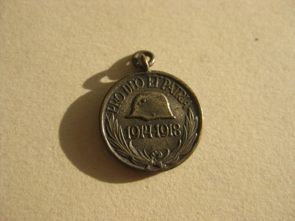 Miniatur ungarische Medaille Ungarn Erinnerungsmedaille für Frontkämpfer 1914 - 1918 Orden Kaiserreich Miniaturkettchen Miniaturkette Frackkette