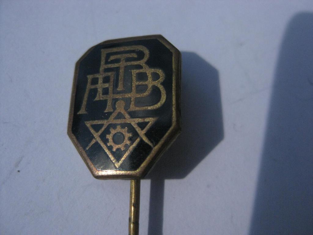 Mitgliedsabzeichen Bund der technischen Angestellten und Beamten BUTAB 1940 Hersteller DESCHLER in München