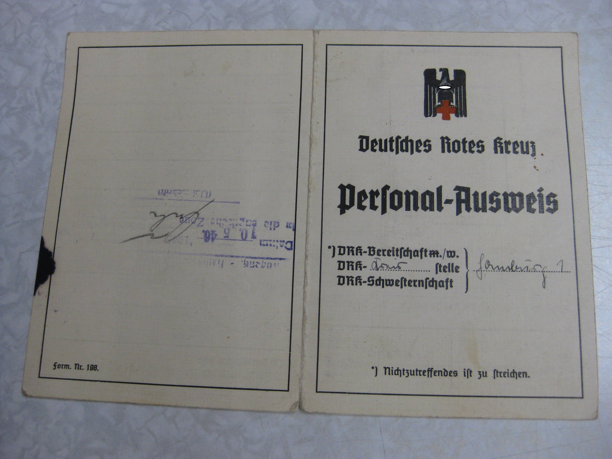 Personalausweis Dienstausweis  Oberhelferin Deutsches Rotes Kreuz (DRK) Hamburg KZ-Neuengamme !!