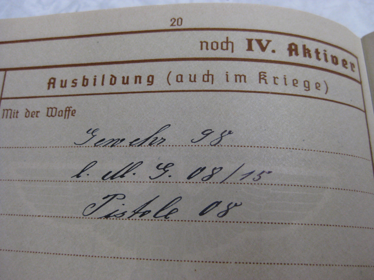 Wehrpaß Hauptmann aus Oschatz / Leipzig Wehrmacht im Stammlager Stalag IV G