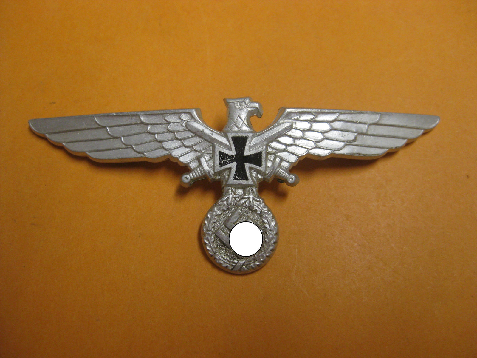 Brustadler zur Uniform des Kriegerbund (DRKB) Mint Condition