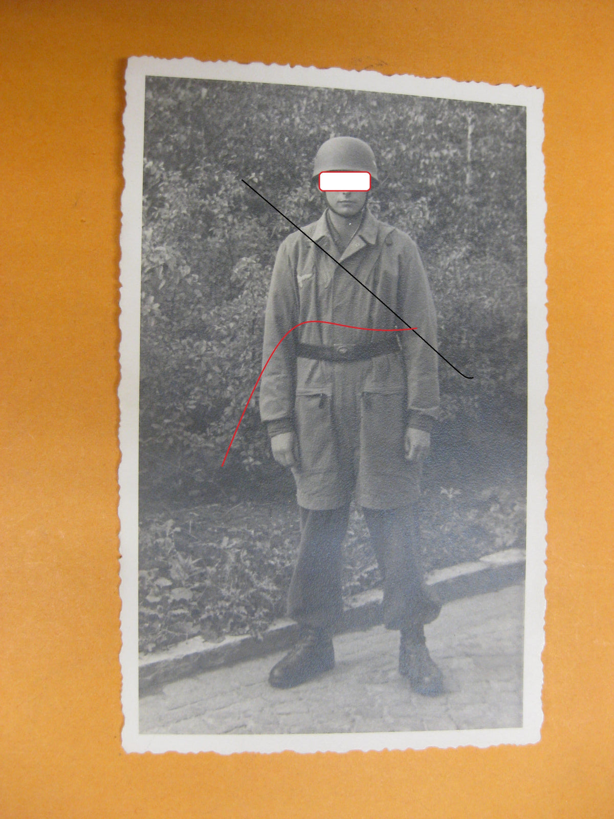 Uniformfoto Fallschirmtruppe Fallschirmschütze der Wehrmacht Springerhelm Fallschirmjägerhelm Stahlhelmfoto 3.Reich