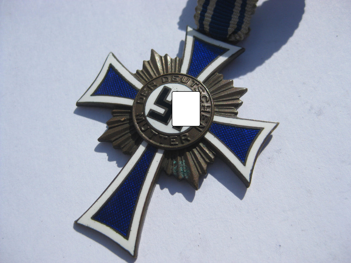 Ehrenkreuz der deutschen Mutter Mutterkreuz in Bronze Dritte Stufe