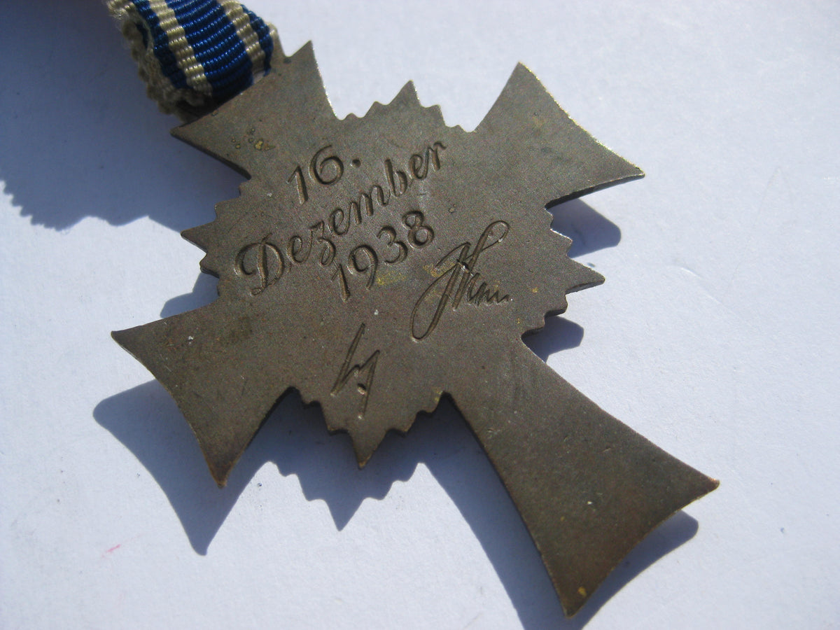 Ehrenkreuz der deutschen Mutter Mutterkreuz in Bronze Dritte Stufe