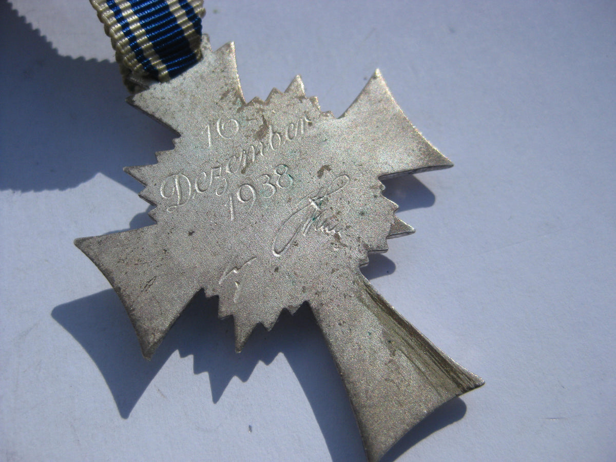 Ehrenkreuz der deutschen Mutter / Mutterkreuz in Silber / Zweite Stufe