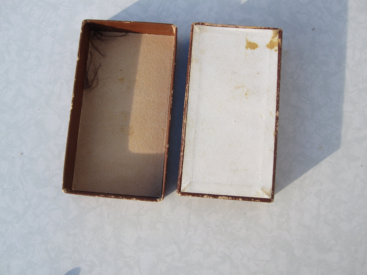 NSDAP Dienstauszeichnung für 10 Jahre in Bronze in Verleihungsschachtel  Hersteller: LAUER / Nürnberg  MINT CONDITION