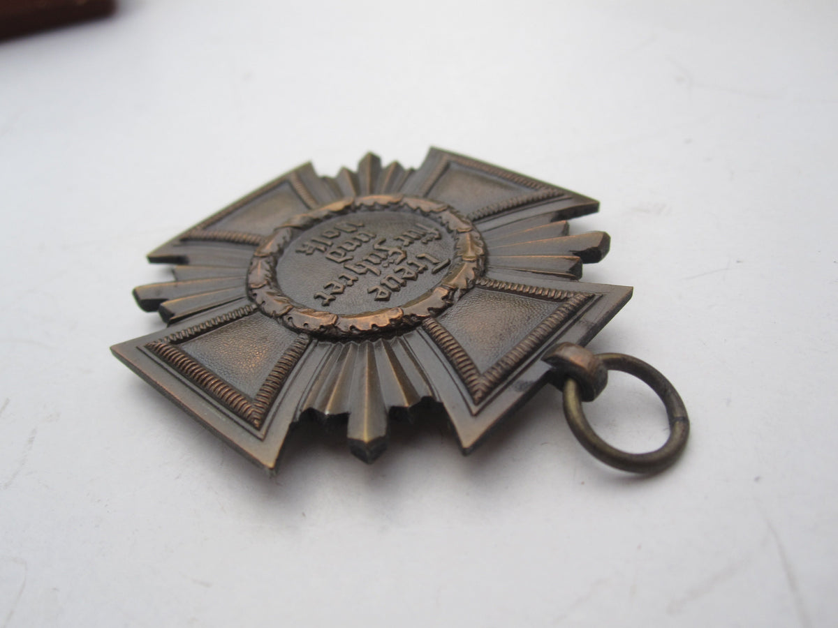 NSDAP Dienstauszeichnung für 10 Jahre in Bronze in Verleihungsschachtel  Hersteller: LAUER / Nürnberg  MINT CONDITION