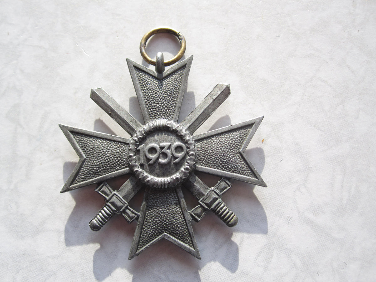 Kriegsverdienstkreuz 2.Klasse mit Schwertern KVK2/39 Hersteller: "108"