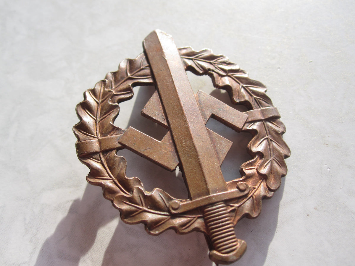 SA - Wehrsportabzeichen in Bronze Hersteller:  REDO