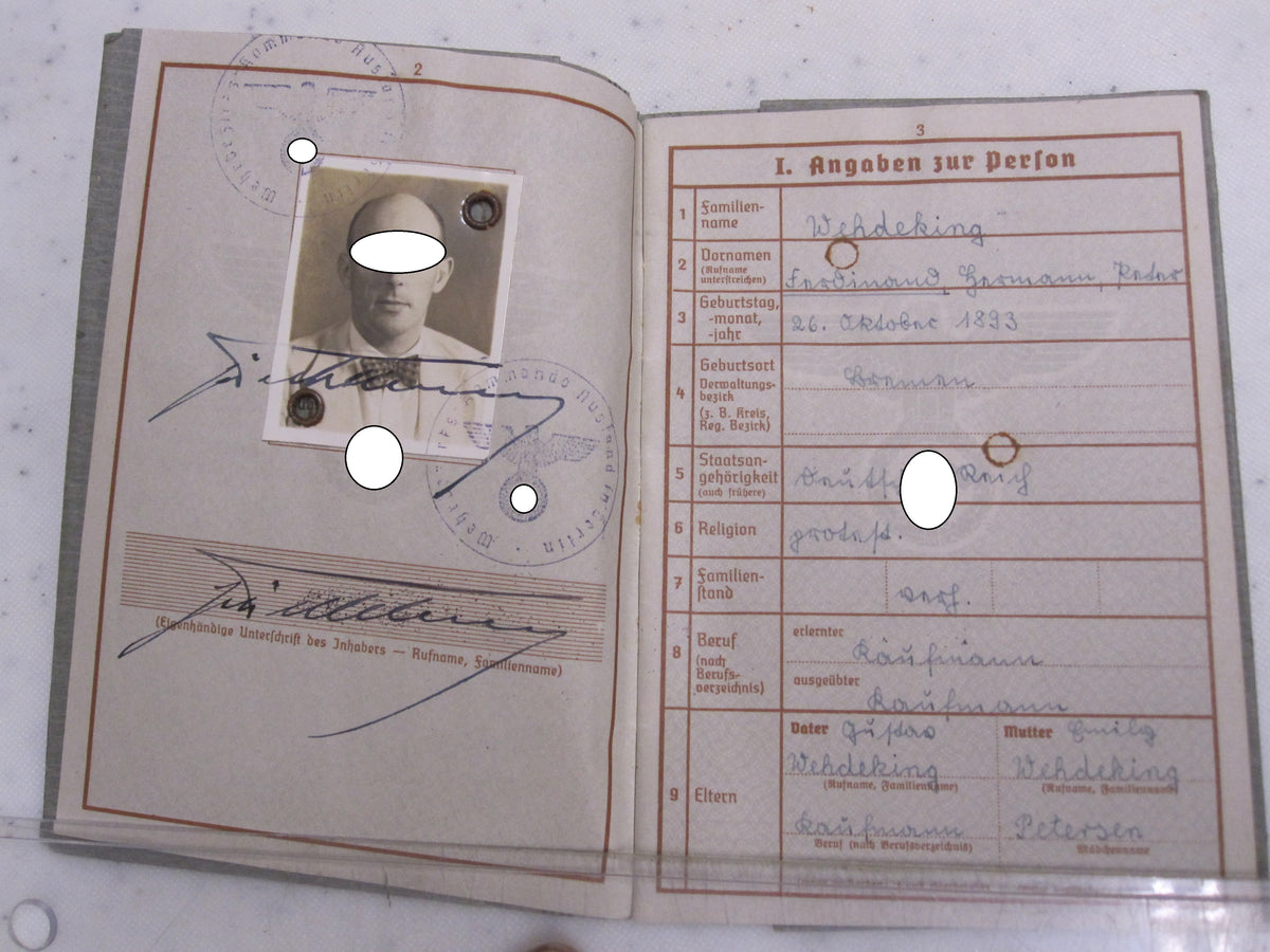 Wehrpaß Leutnant aus der Hansestadt Bremen