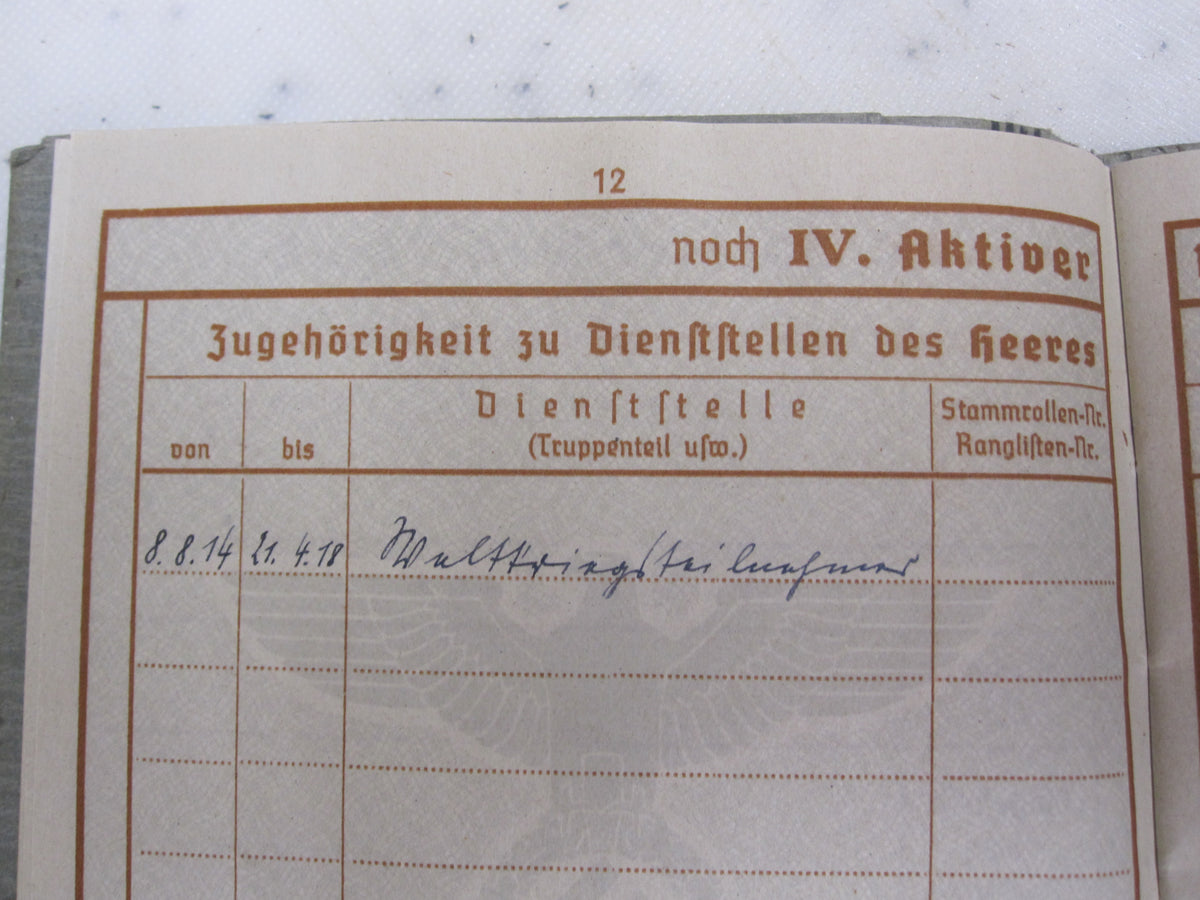 Wehrpaß Leutnant aus der Hansestadt Bremen