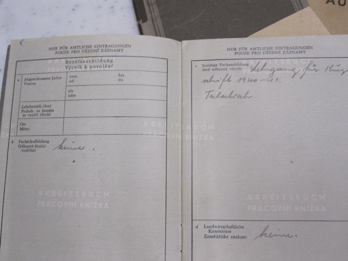 Konvolut einer Frau Arbeitsbuch Protektorat Böhmen &amp; Mähren