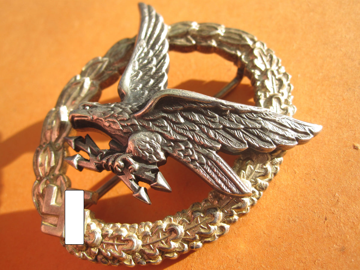 Fliegerschützenabzeichen MIT Blitzbündel für Bordfunker Mint Condition