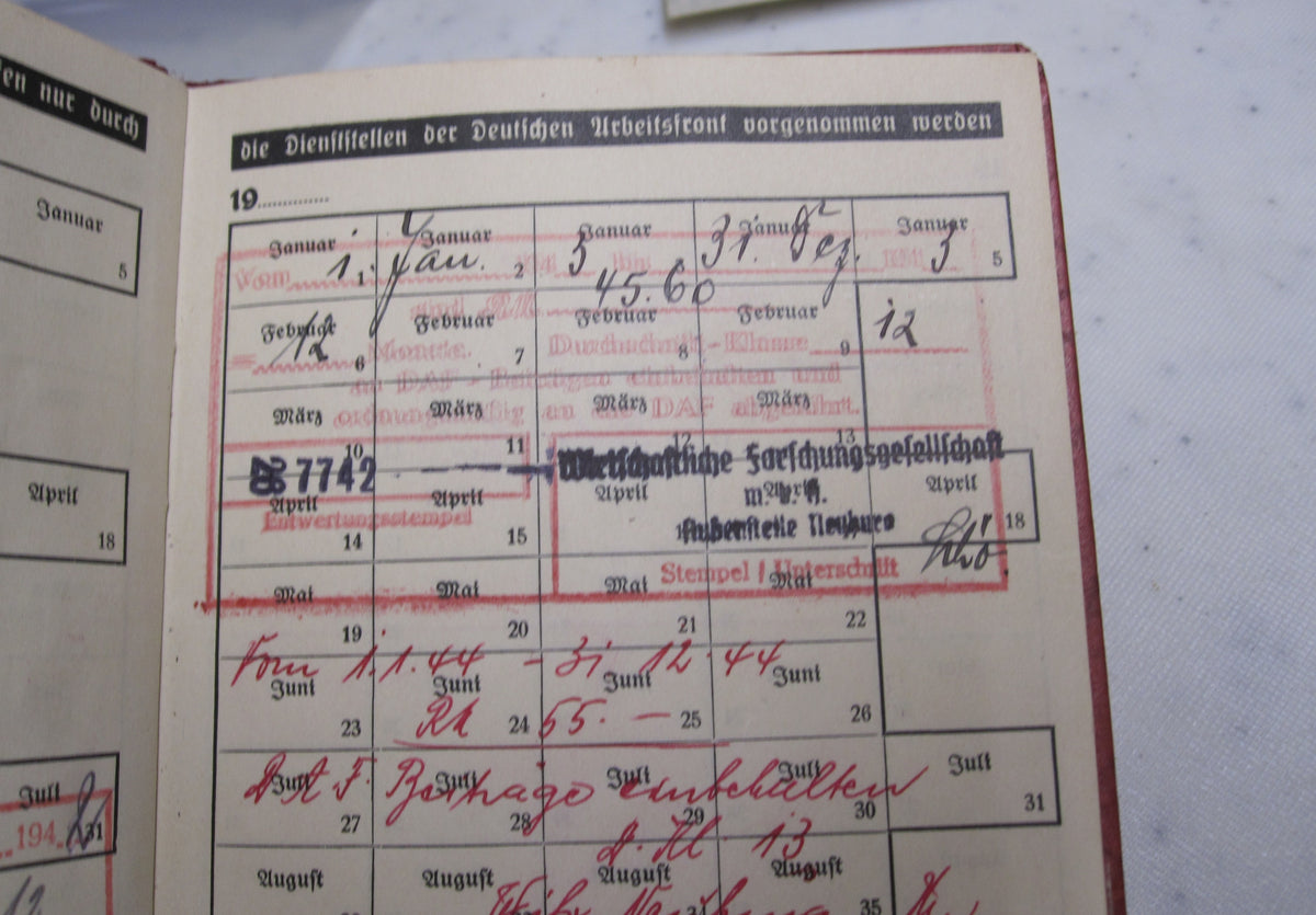 H.W.  -   -  SS Unterführer Ausweis &amp; Parteibuch &amp; Mitgliedsbuch DAF Tolles Set !!!!