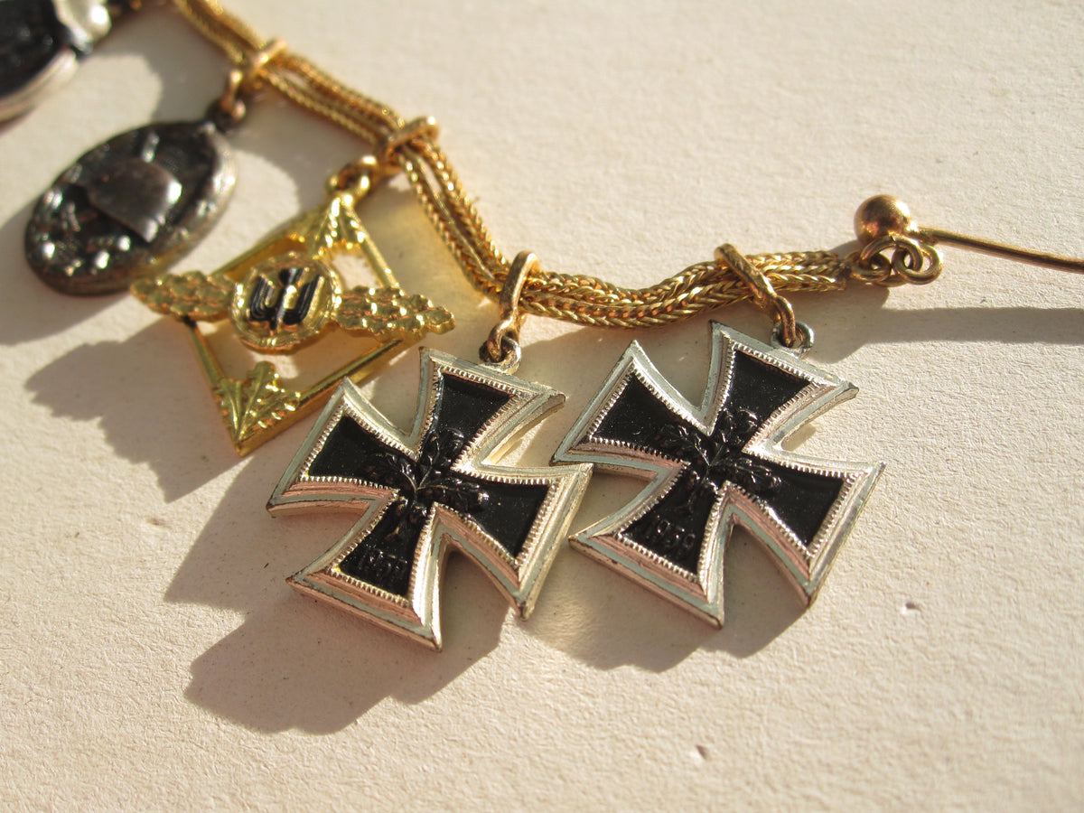 Miniaturkettchen  Frontflugspange für Kampfflieger in GOLD Eisernes Kreuz 1.Klasse 1939 Fliegerschütze etc