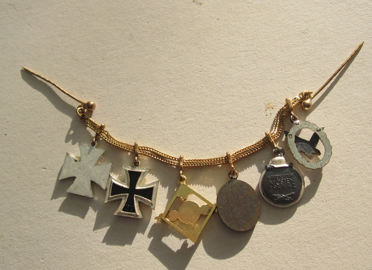 Miniaturkettchen  Frontflugspange für Kampfflieger in GOLD Eisernes Kreuz 1.Klasse 1939 Fliegerschütze etc