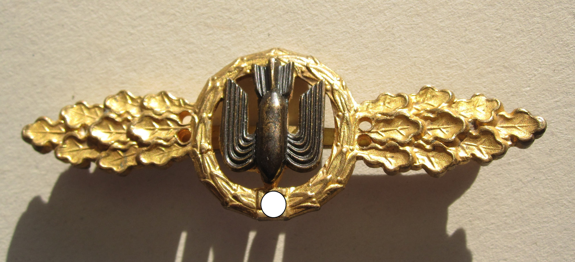Frontflugspange für Kampfflieger in GOLD BUNTMETALL