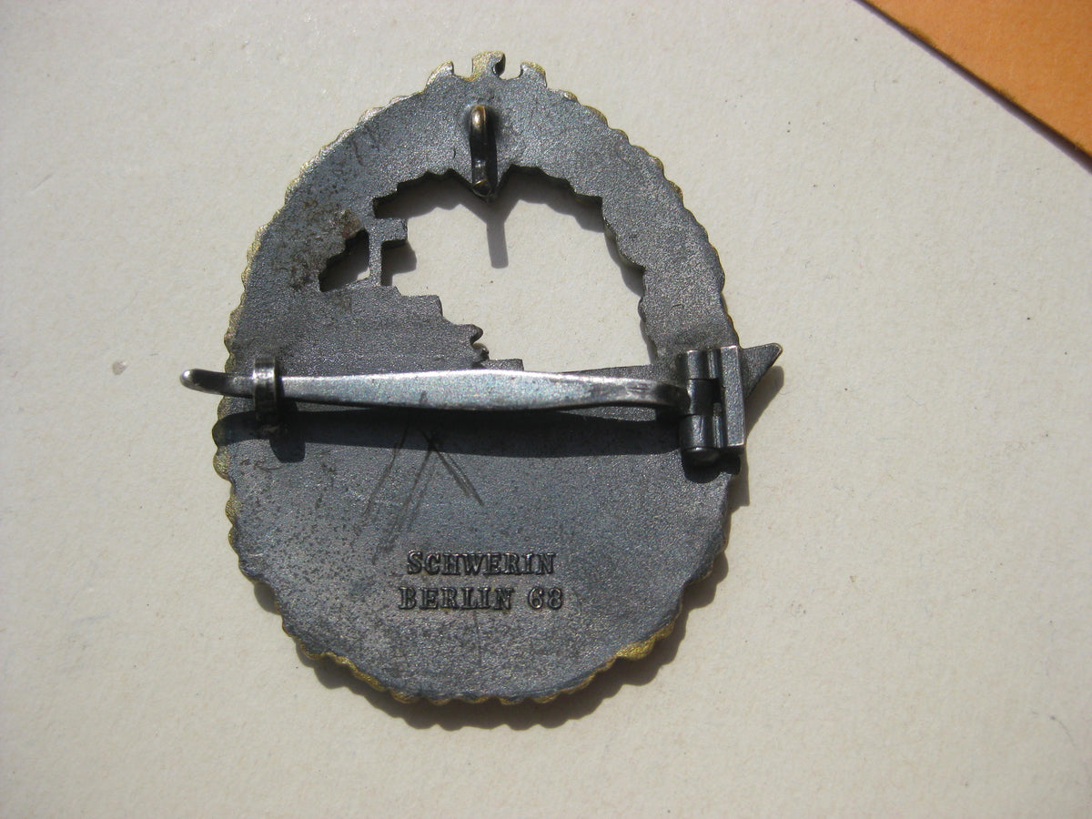 Zerstörer Kriegsabzeichen der Kriegsmarine Hersteller:  Schwerin