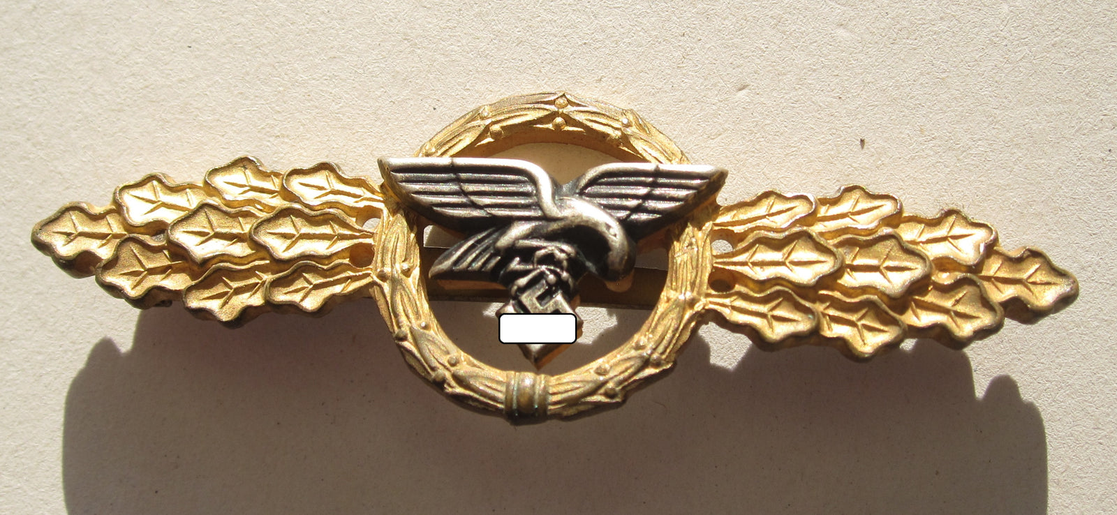 Frontflugspange für Transportflieger in GOLD aus BUNTMETALL