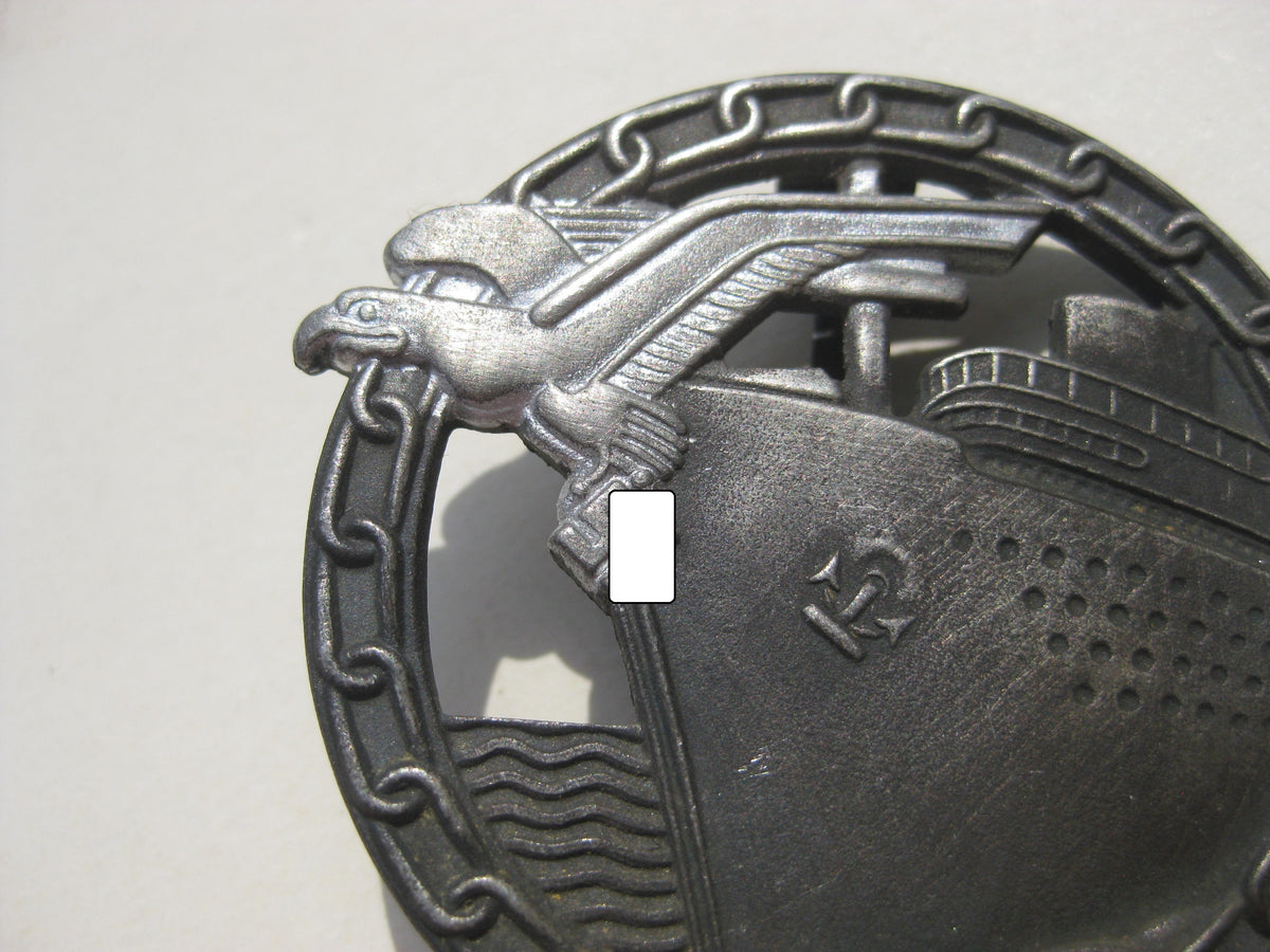 Blockadebrecher Kriegsabzeichen Hersteller: Otto Placzek in Berlin