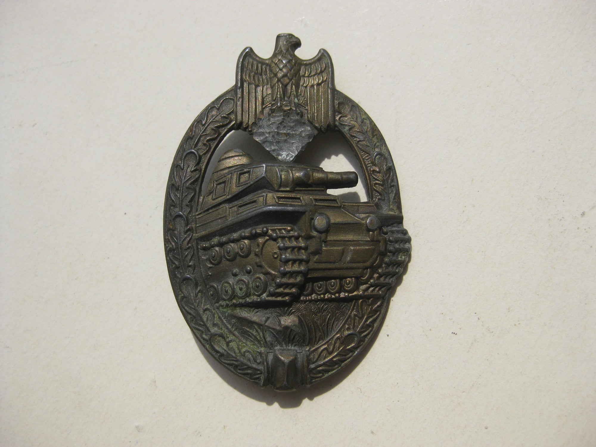 Panzerkampfabzeichen in Bronze Hersteller: Adolf Scholze