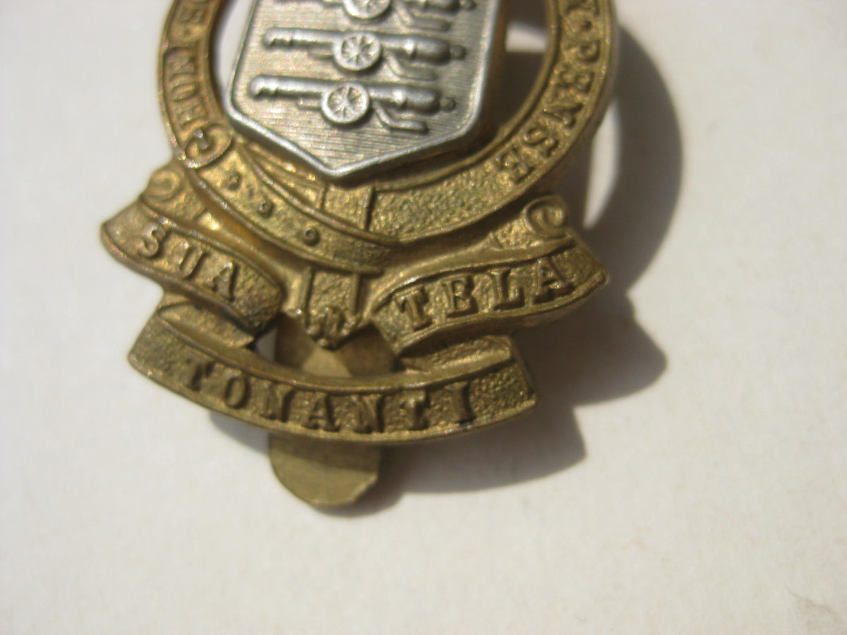 Australien Großbritannien 1. oder 2.Weltkrieg Uniformteil Beutestück Badge Mützenabzeichen