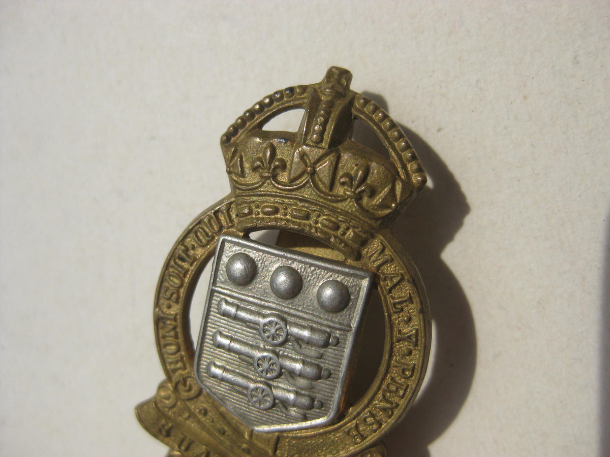 Australien Großbritannien 1. oder 2.Weltkrieg Uniformteil Beutestück Badge Mützenabzeichen