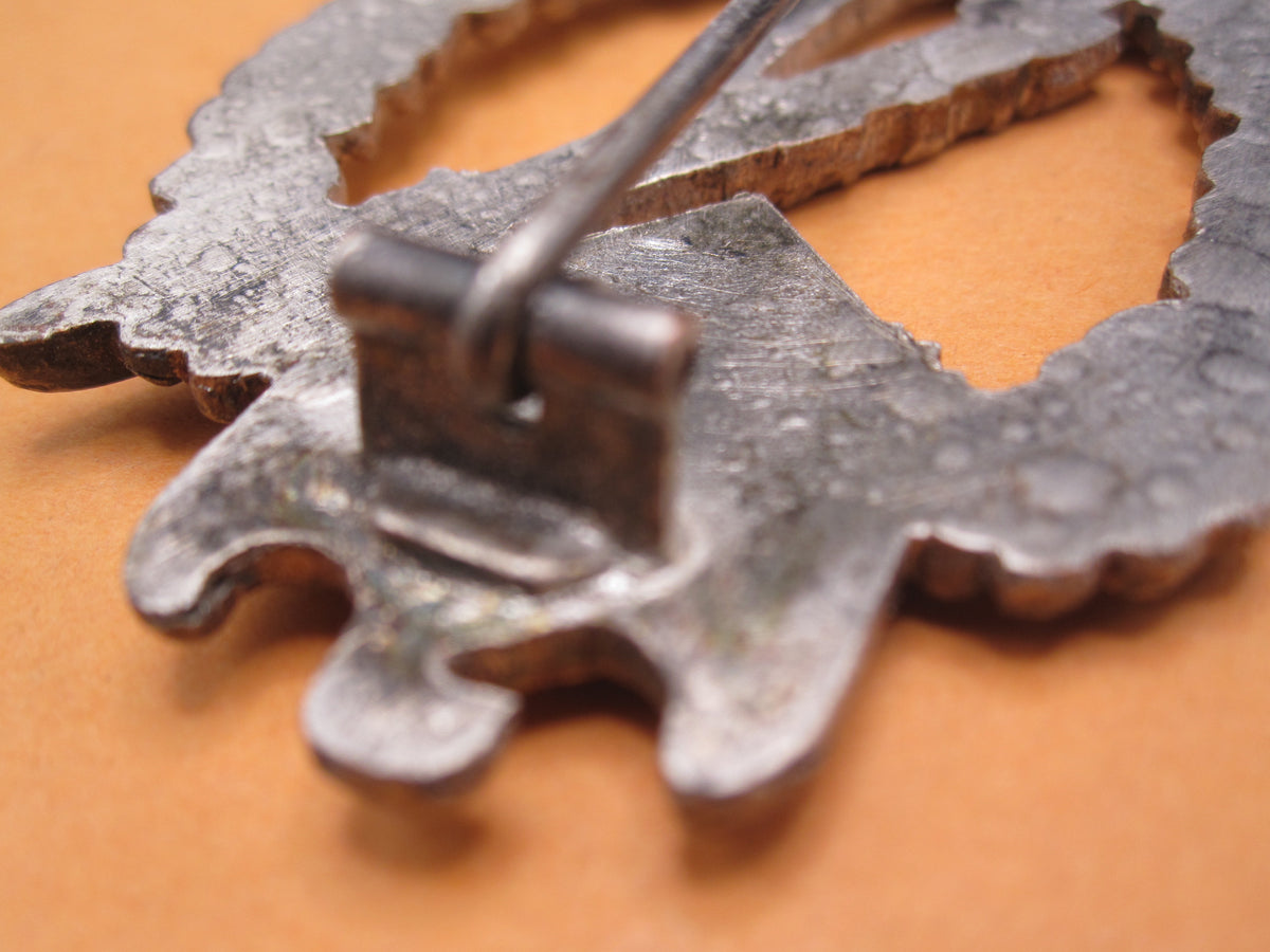 Infanterie Sturmabzeichen (ISA) des Heeres in Silber C.E. JUNCKER Mint Condition