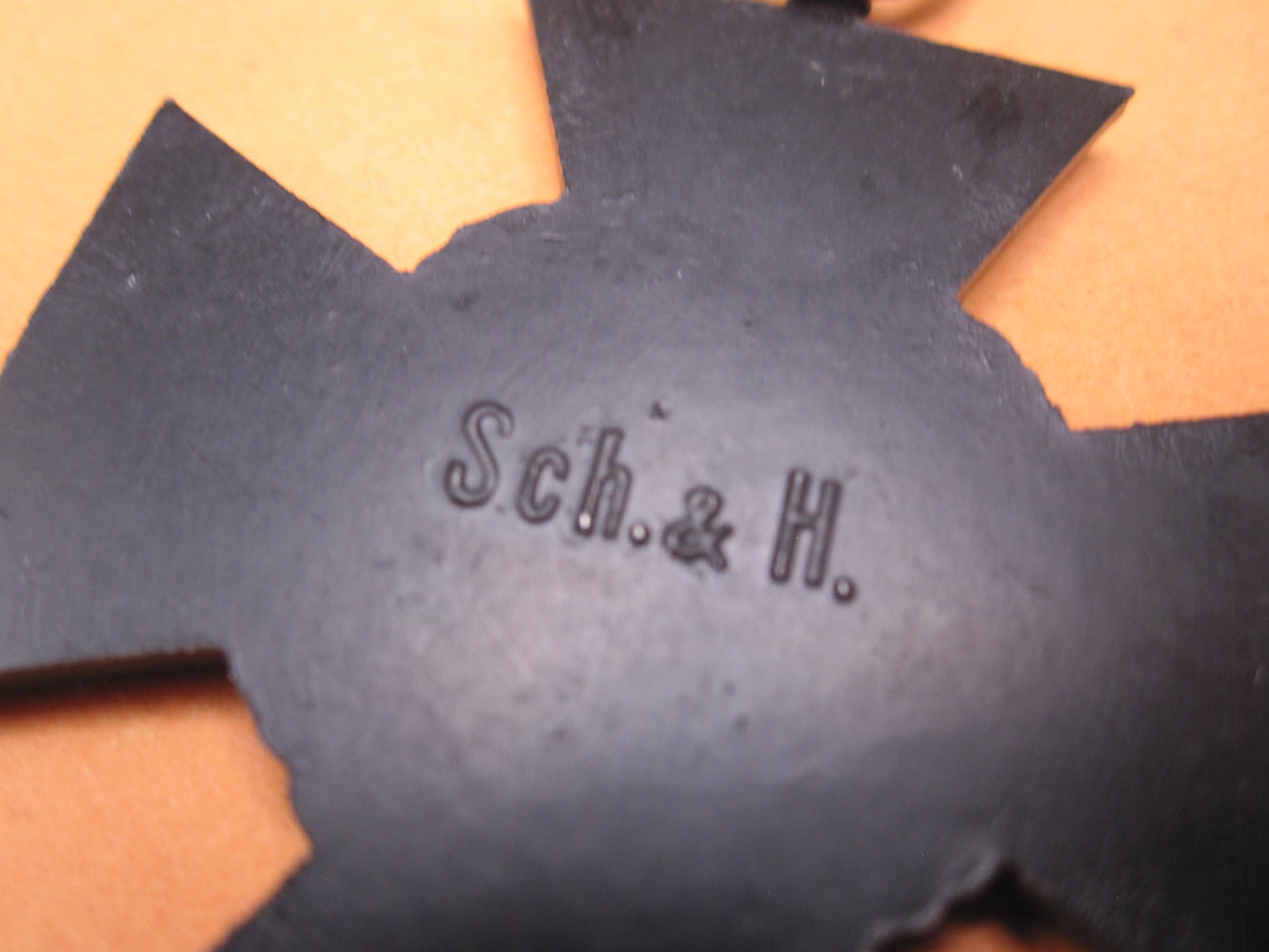 BREMEN Ehrenkreuz des 1.Weltkrieges gefallener Frontkämpfer Hersteller: &quot;SCH.H.&quot; &amp; Verleihungsurkunde