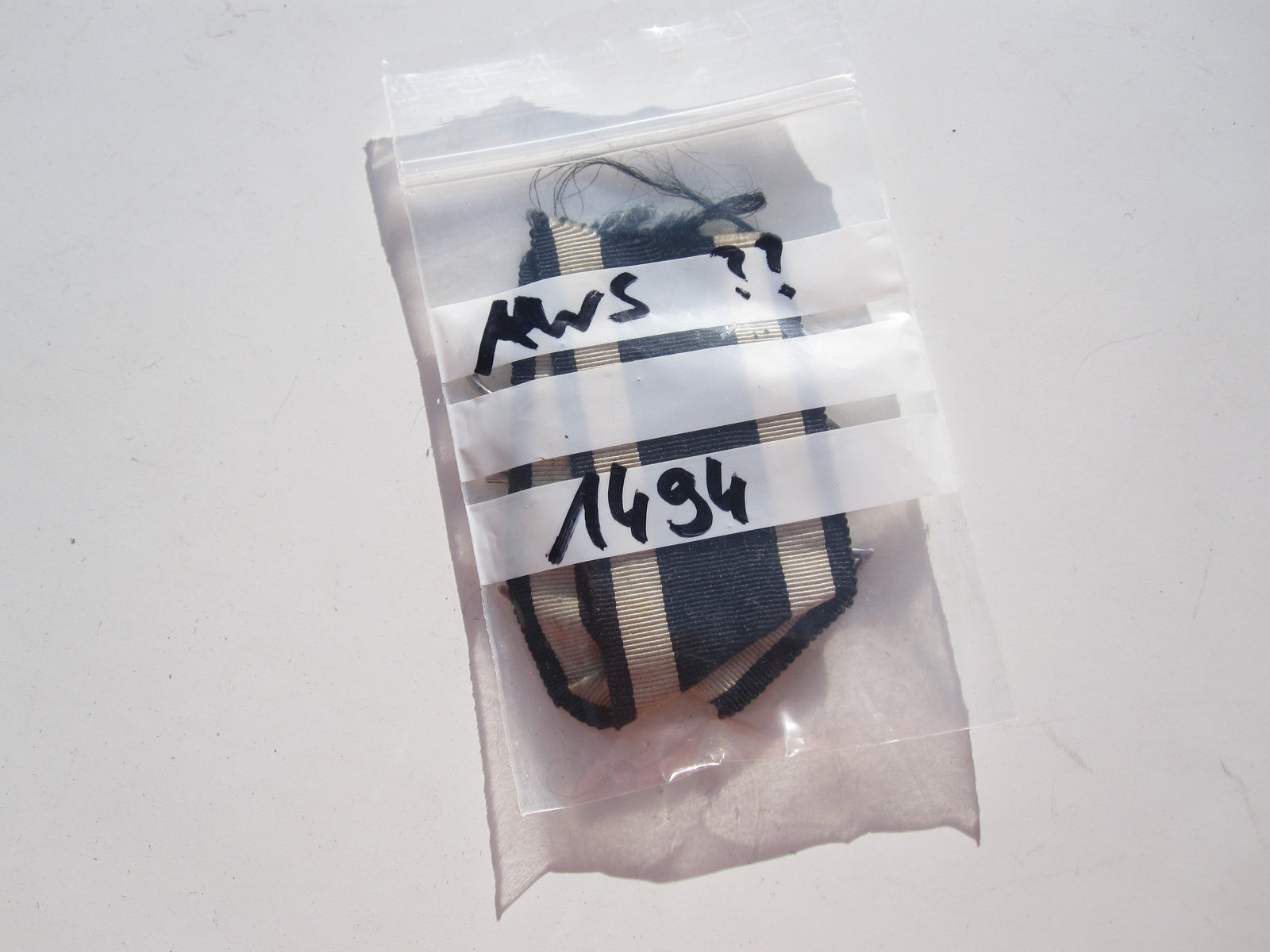 Eisernes Kreuz 2.Klasse 1914 (EK2/14) Hersteller "AWS"??