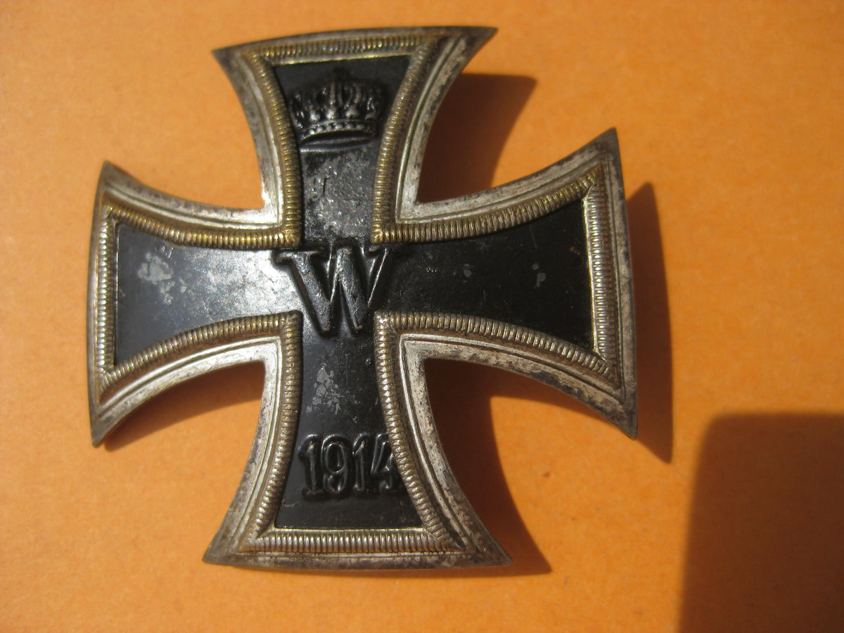 Eisernes Kreuz 1.Klasse von 1914 (EK1/14) unbekannter Hersteller mit Trägerfoto