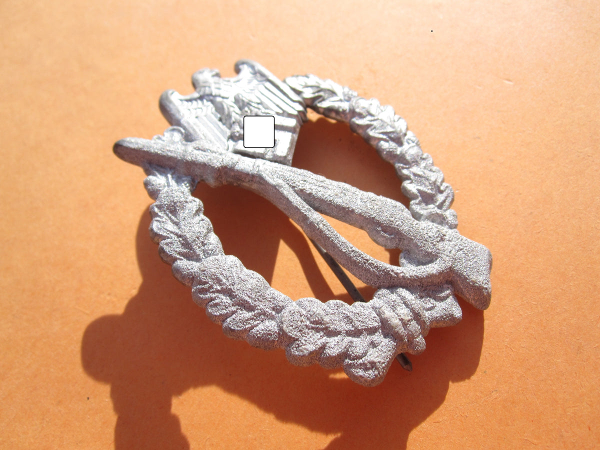 Infanteriesturmabzeichen in Silber (ISA) unmarkiertes Stück von DESCHLER