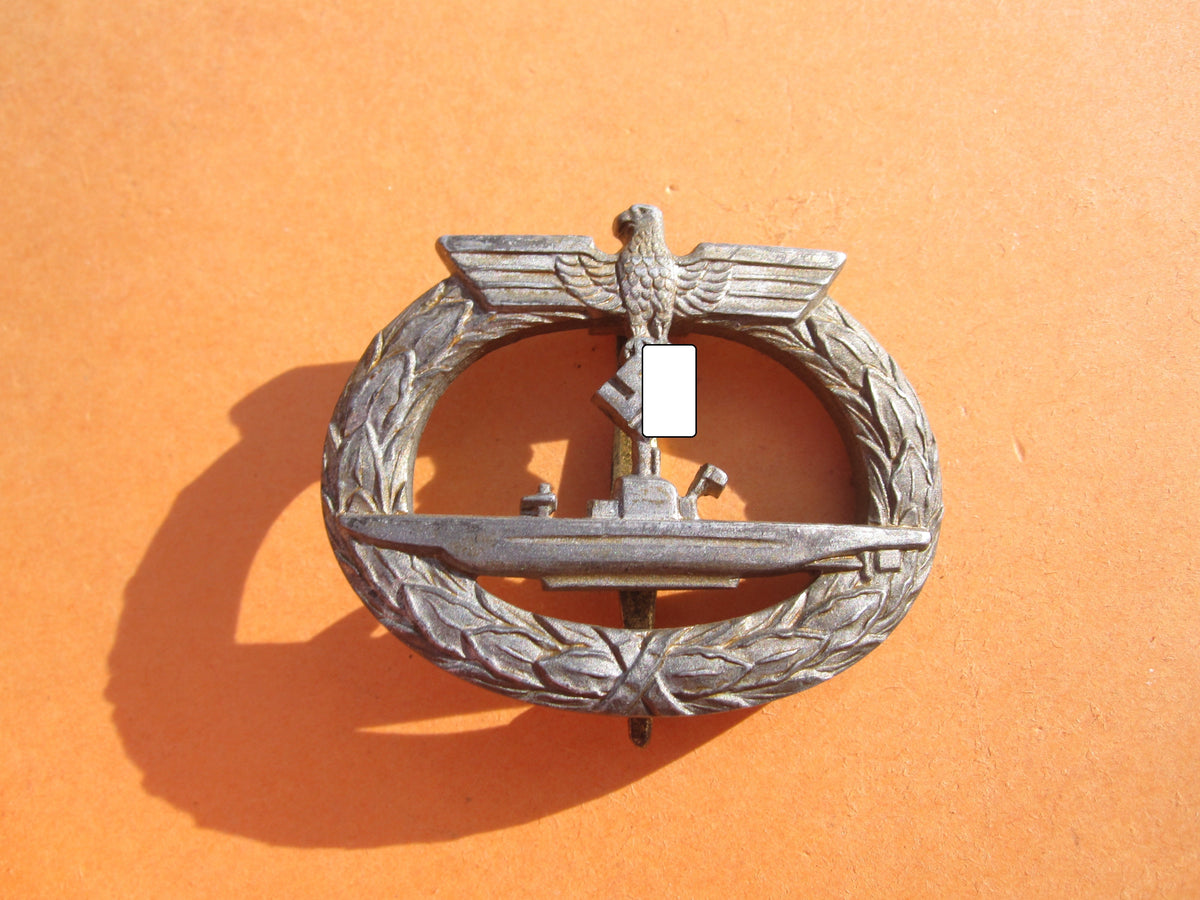 U-Bootkriegsabzeichen VARIANTE ! Hersteller: B.H. Mayer