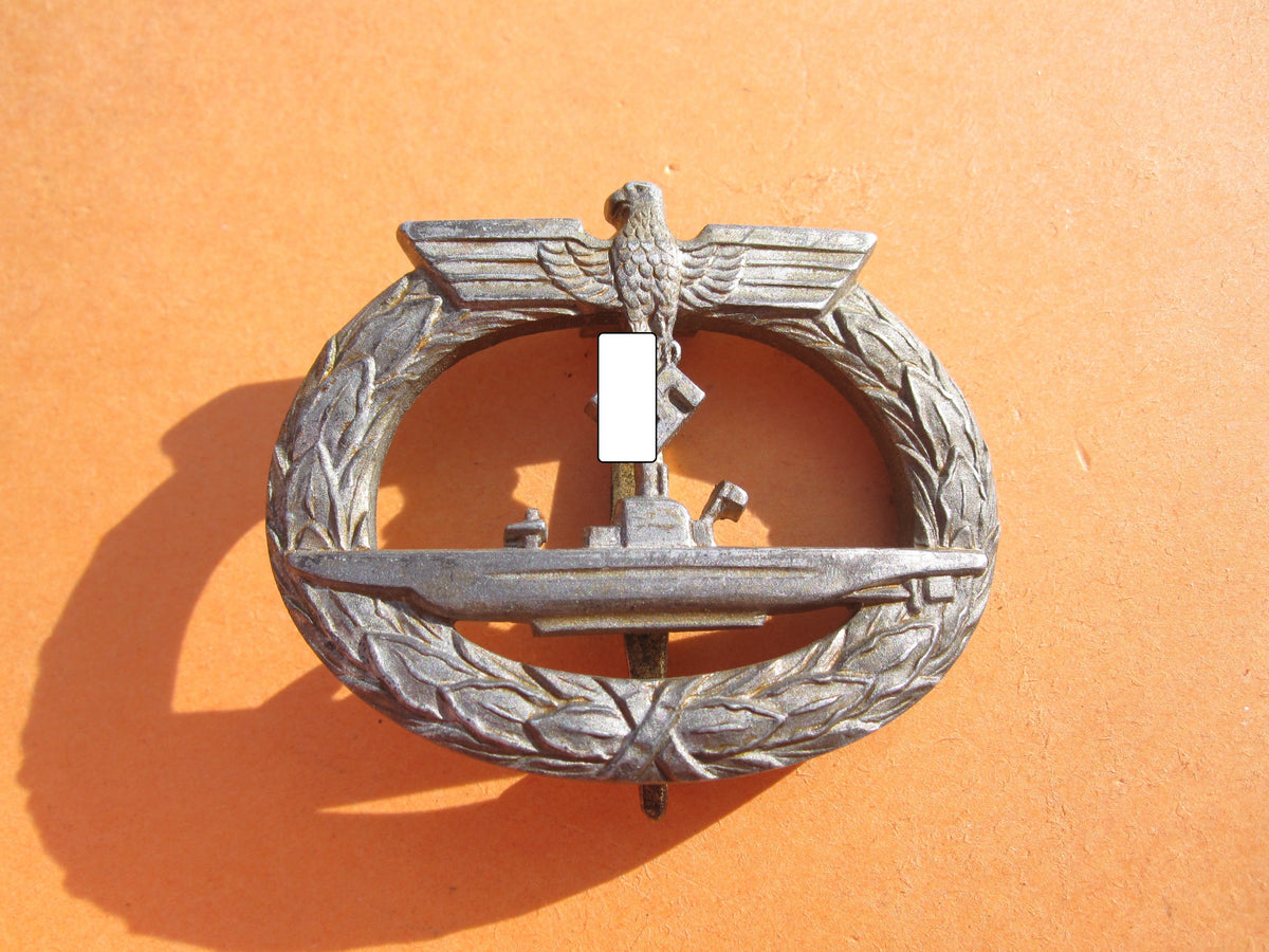 U-Bootkriegsabzeichen VARIANTE ! Hersteller: B.H. Mayer