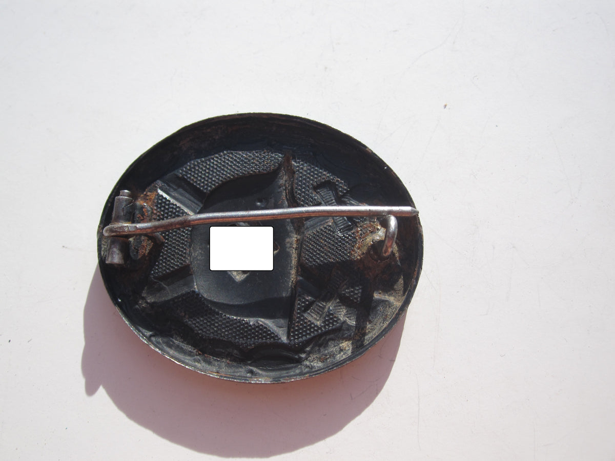 Verwundetenabzeichen 1939 in Schwarz entnazifiziert