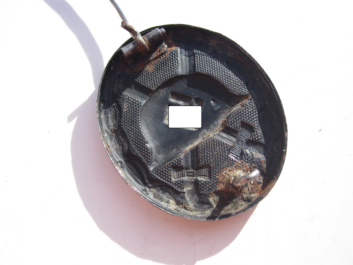 Verwundetenabzeichen 1939 in Schwarz entnazifiziert