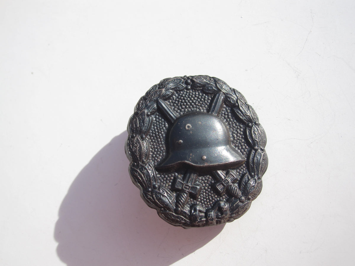Verwundetenabzeichen in Schwarz 1918 aus Eisen (VAZ)
