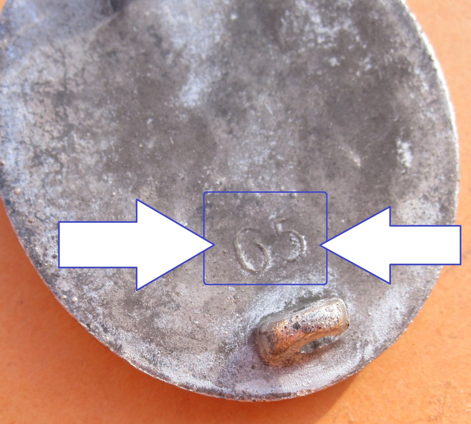 Verwundetenabzeichen 1939 in Silber Hersteller: "65"