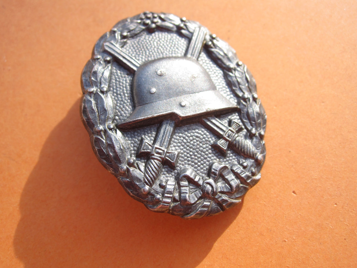 Verwundetenabzeichen in Silber 1918 aus Eisen (VAZ) GODET