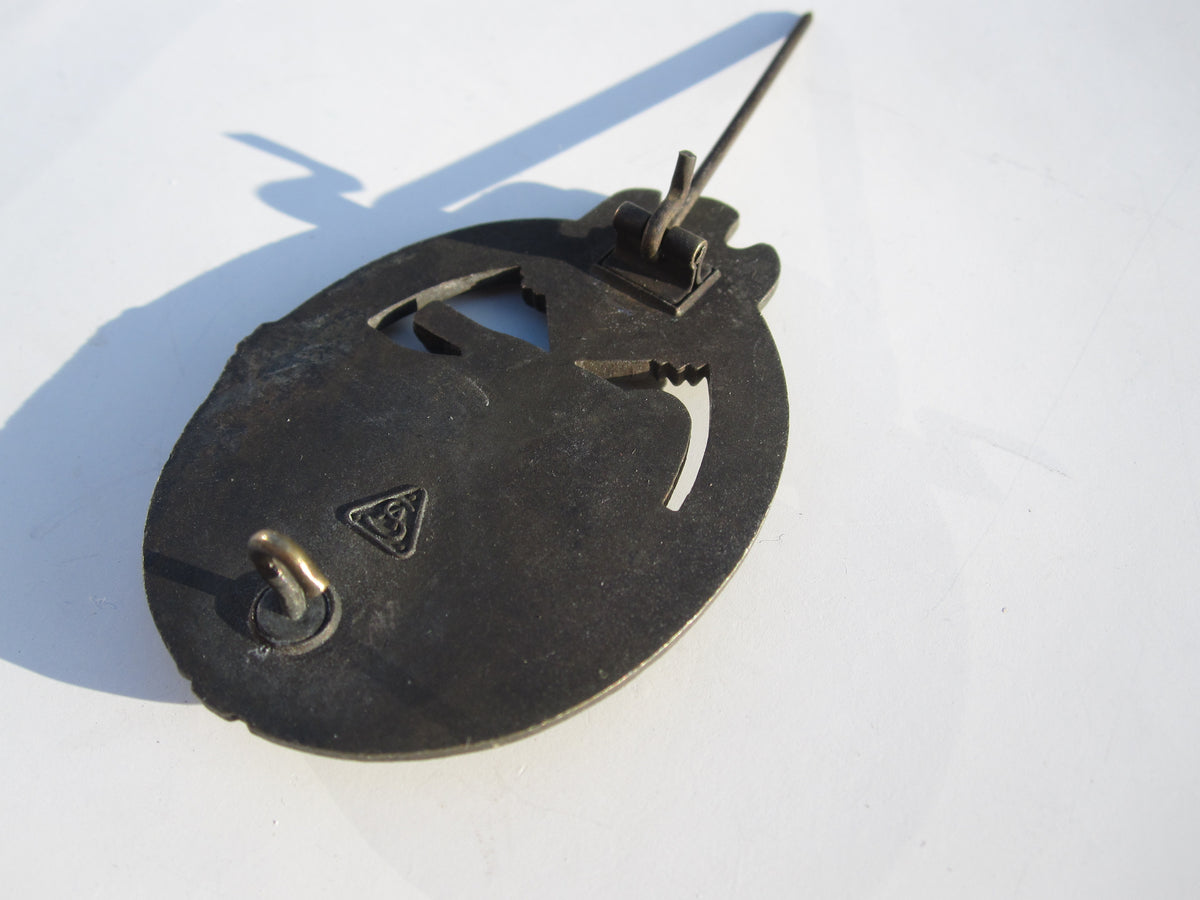 Panzerkampfabzeichen in Bronze Hersteller: AS im Dreieck MINT CONDITON