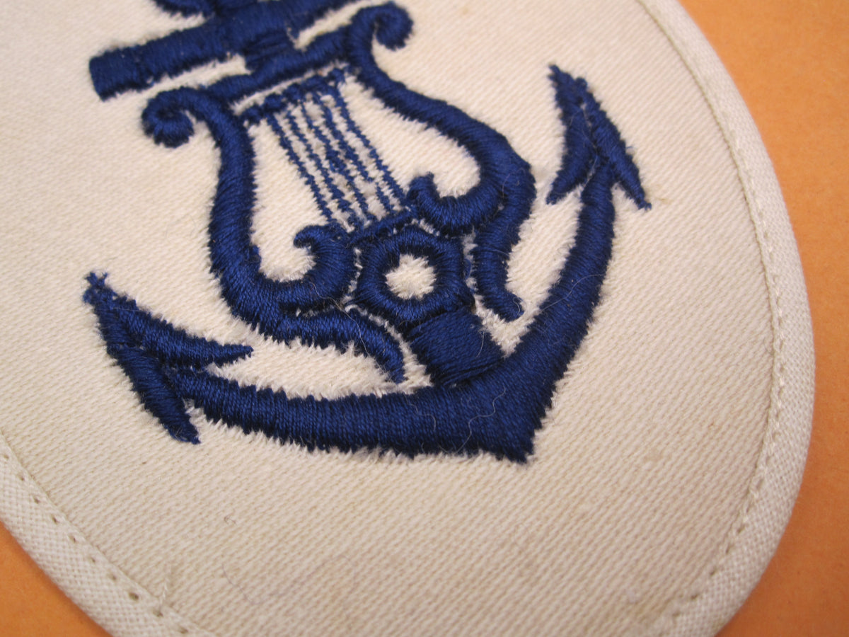 H.W.   -  -    ORIGINAL Abzeichen Musikerlaufbahn Musikermaat