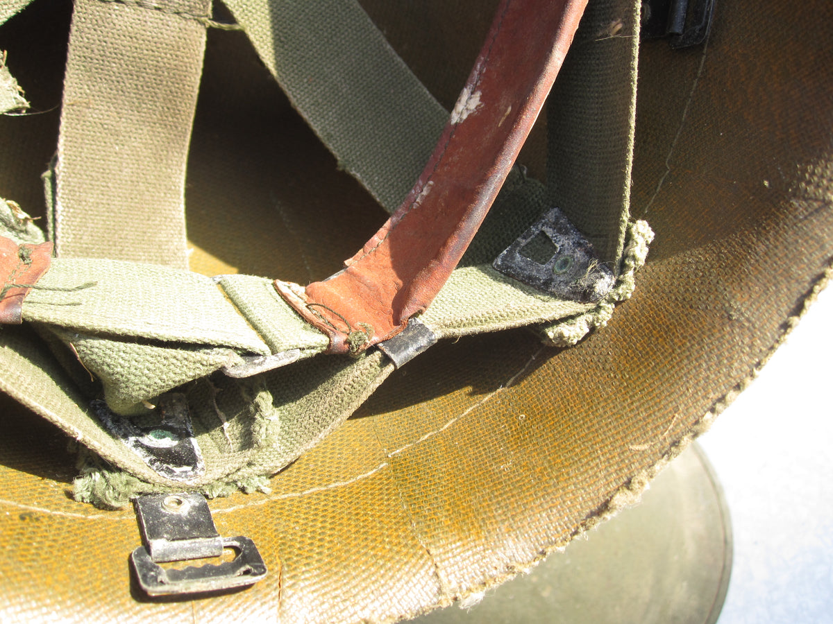 Originaler  US - Rauhtarnlackierung  Stahlhelm M1 Army Vietnam 2.Weltkrieg