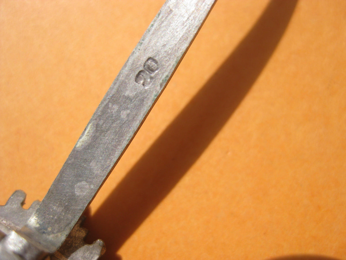 Deutsches Kreuz in Gold  Hersteller "20"